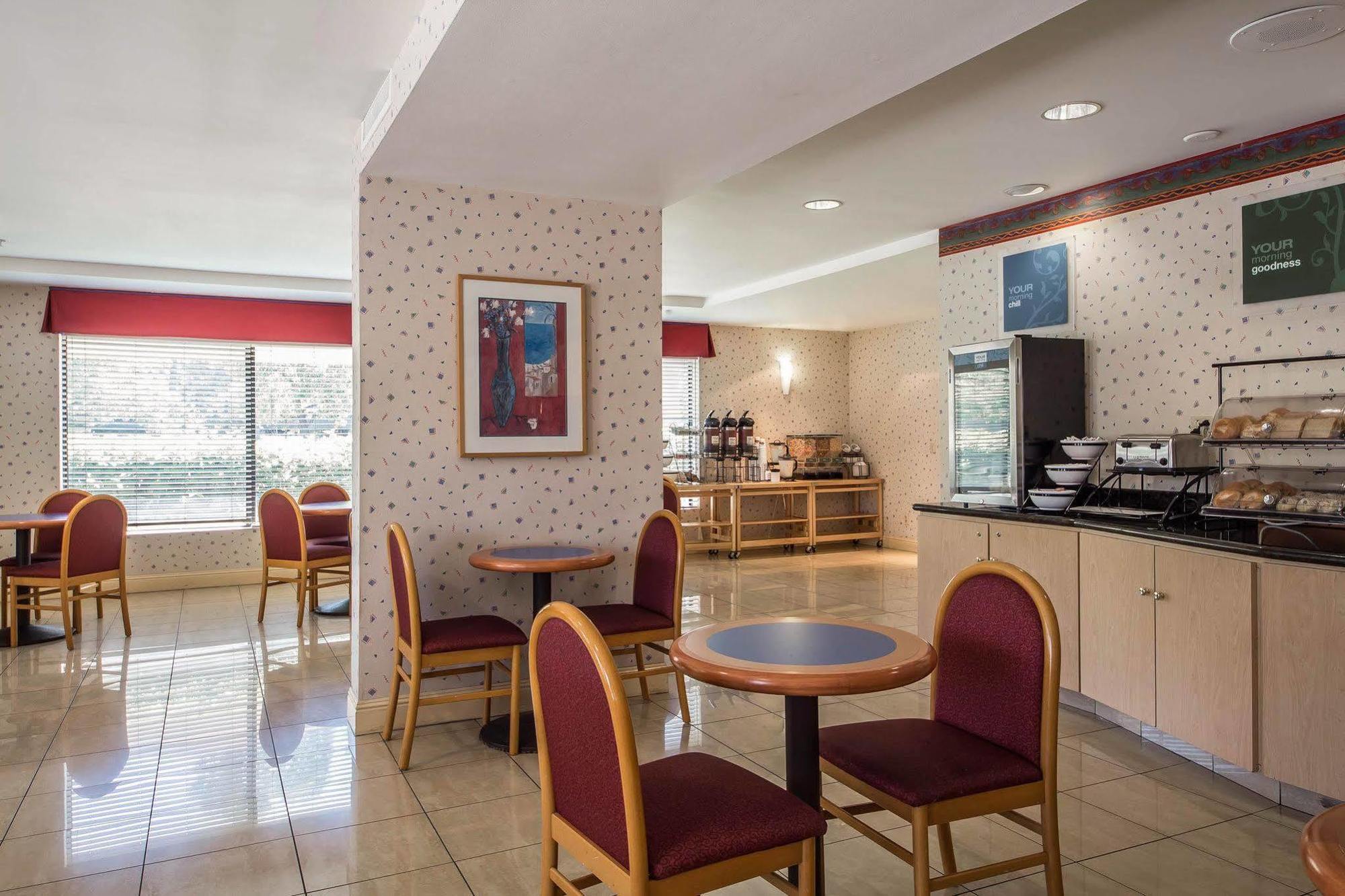 Comfort Inn Silicon Valley East Fremont Exteriér fotografie